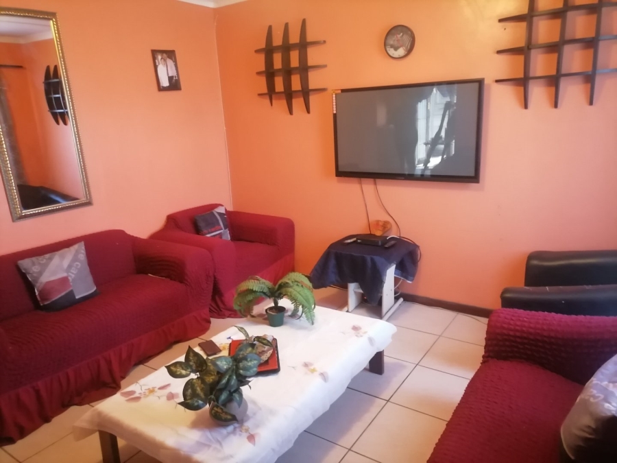 3 Bedroom Property for Sale in Delro Park Western Cape